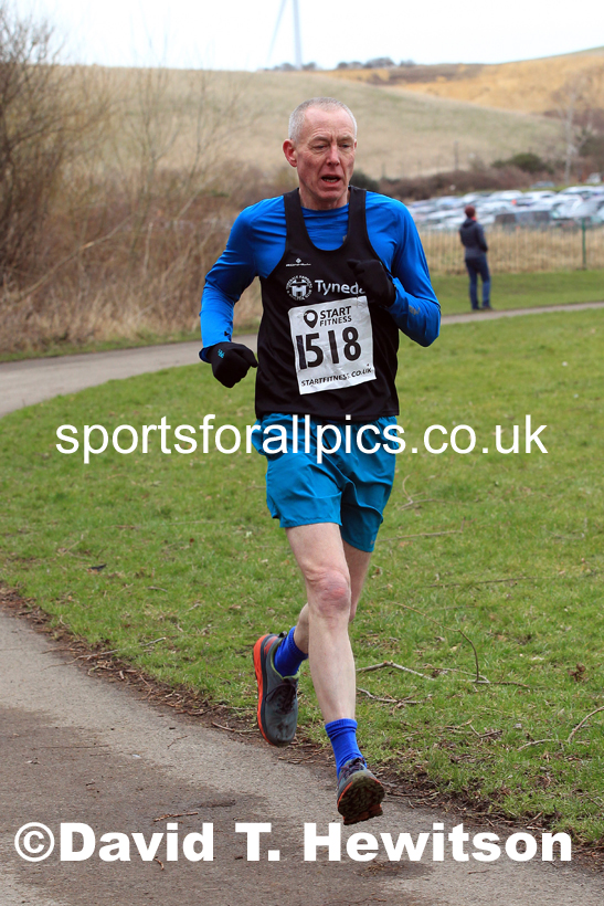 Senior women and veteran women and men over-50s NECAA Road Relay Champs., Hetton Lyons Park, Hetton le Hole, County Durham. Photo: David T. Hewitson/Sports for All Pics